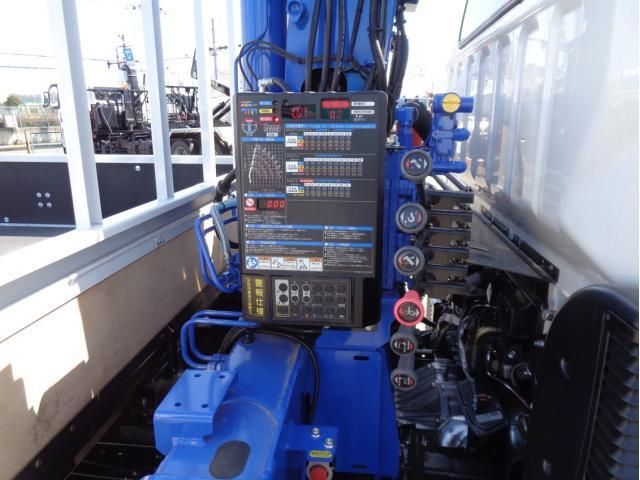 MITSUBISHI CANTER 2025 Image 31