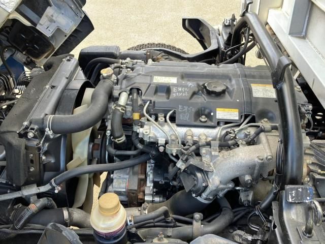 MITSUBISHI CANTER 2010 Image 31