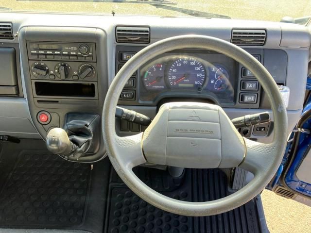 MITSUBISHI CANTER 2010 Image 31