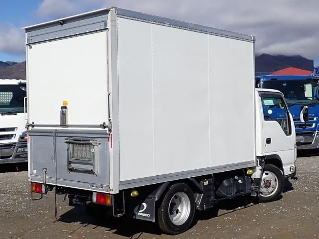 ISUZU ELF 2015 Image 31