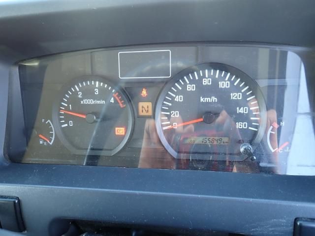 ISUZU ELF 2015 Image 31