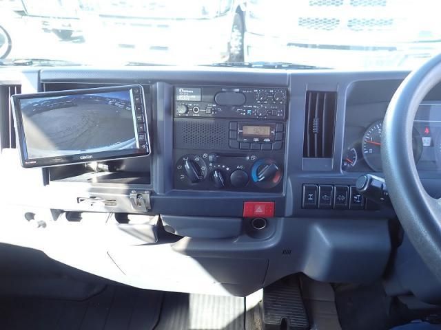 ISUZU ELF 2015 Image 31