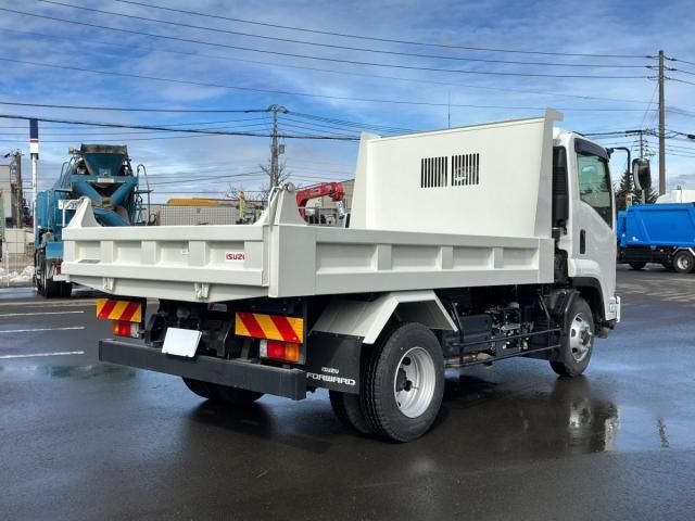 ISUZU FORWARD 2024 Image 31