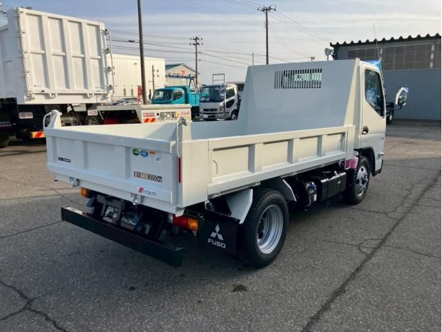 MITSUBISHI CANTER 2025 Image 31