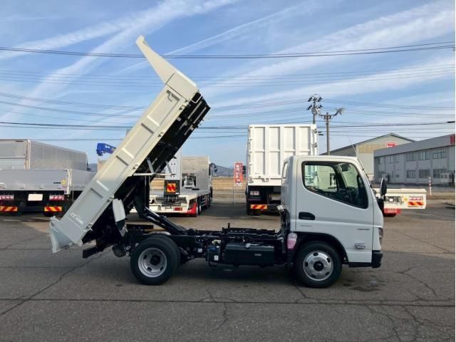 MITSUBISHI CANTER 2025 Image 31