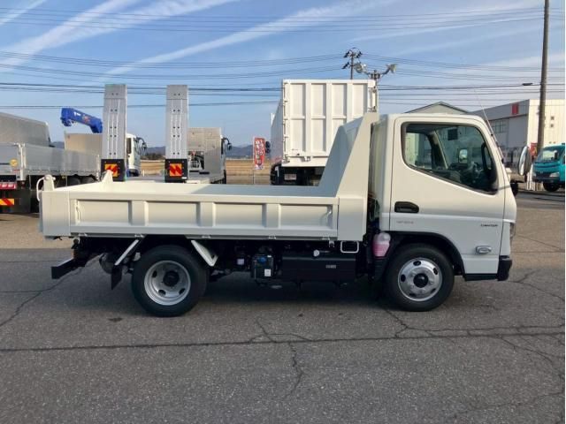 MITSUBISHI CANTER 2025 Image 31