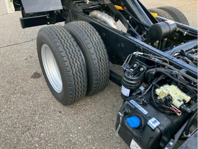 MITSUBISHI CANTER 2025 Image 31