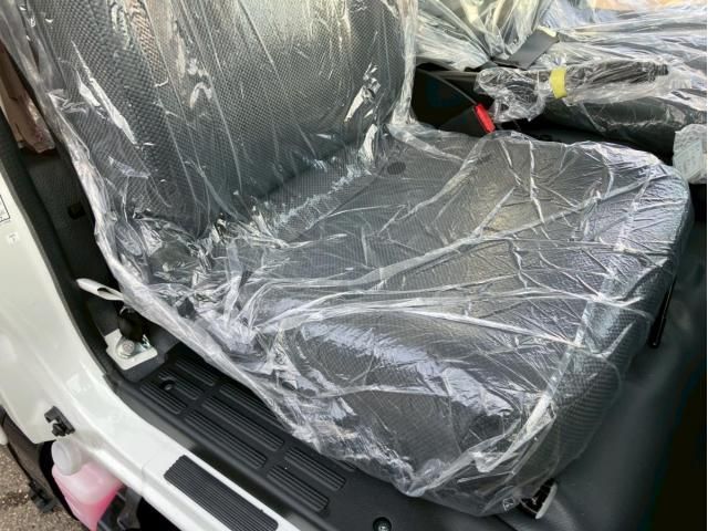 MITSUBISHI CANTER 2025 Image 31