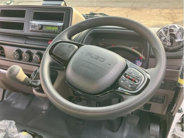 MITSUBISHI CANTER 2025 Image 31