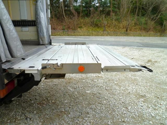 HINO DUTRO 2018 Image 31