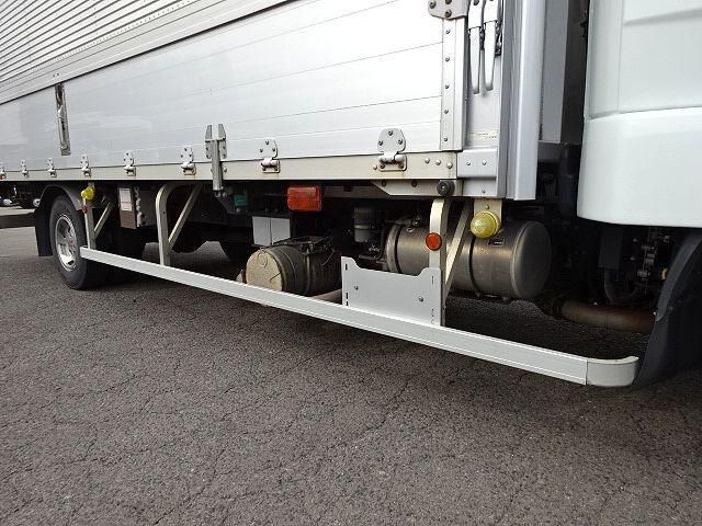 MITSUBISHI FUSOU FIGHTER 2015 Image 31