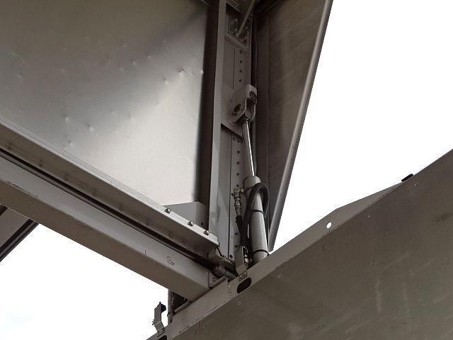 MITSUBISHI FUSOU FIGHTER 2015 Image 31