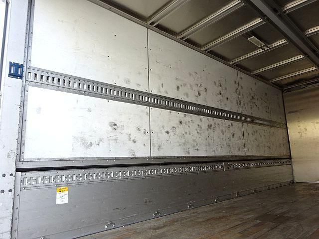 MITSUBISHI FUSOU FIGHTER 2015 Image 31