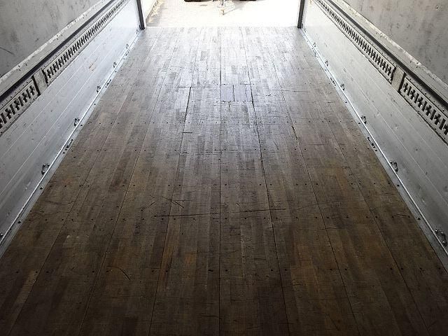 MITSUBISHI FUSOU FIGHTER 2015 Image 31