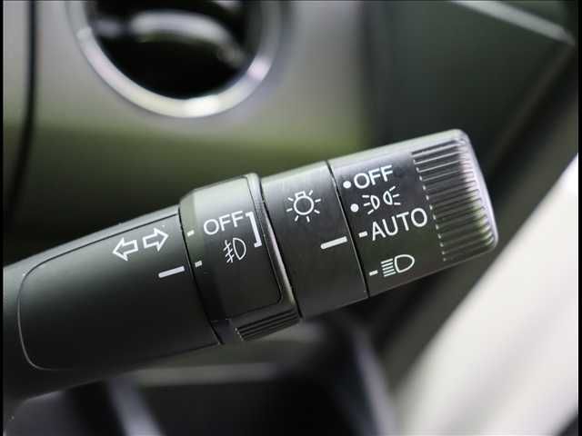 HONDA N BOX CUSTOM 2023 Image 31