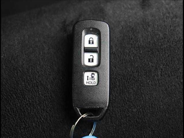 HONDA N BOX CUSTOM 2023 Image 31