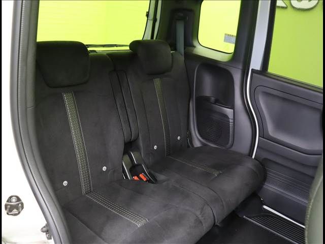 HONDA N BOX CUSTOM 2023 Image 31