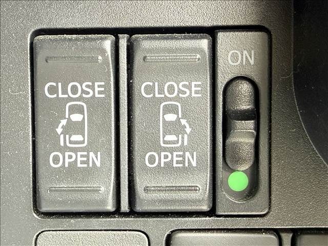 TOYOTA ROOMY 2017 Image 31