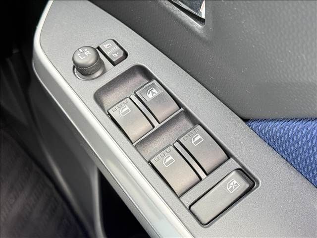 TOYOTA ROOMY 2017 Image 31