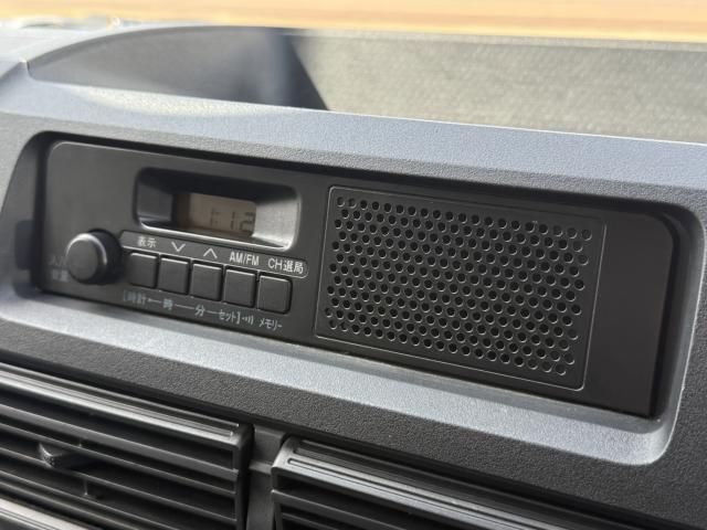 DAIHATSU HIJET CARGO 4WD 2023 Image 31