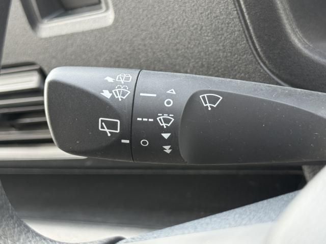 DAIHATSU HIJET CARGO 4WD 2023 Image 31