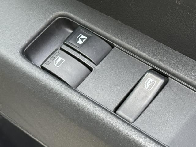 DAIHATSU HIJET CARGO 4WD 2023 Image 31