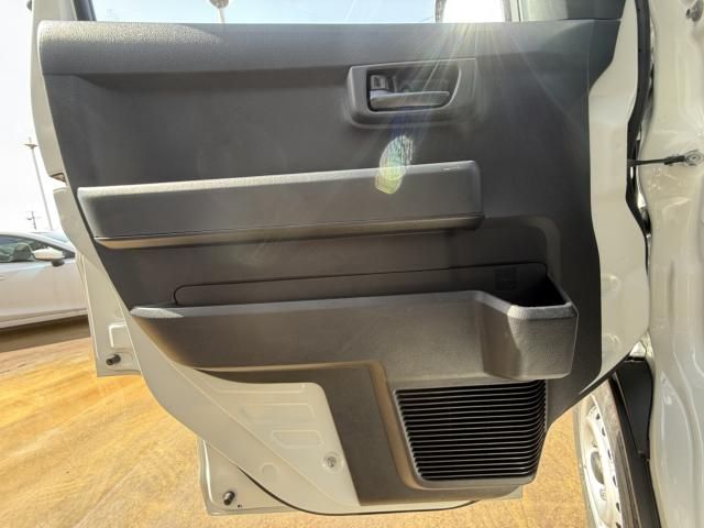 DAIHATSU HIJET CARGO 4WD 2023 Image 31