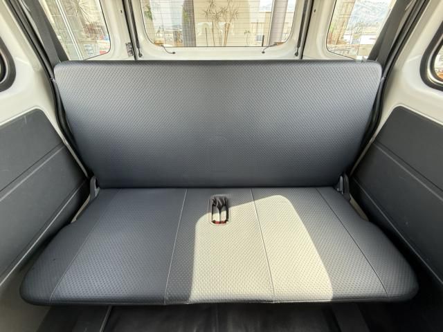 DAIHATSU HIJET CARGO 4WD 2023 Image 31