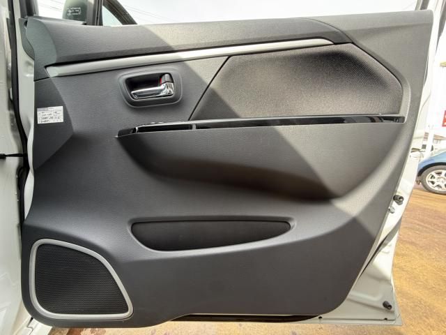 SUZUKI WAGON R STINGRAY 2013 Image 31