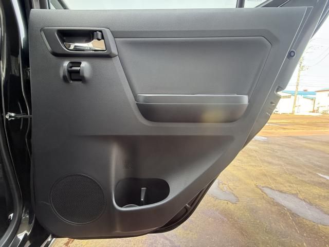 DAIHATSU MIRA E:S 2021 Image 31