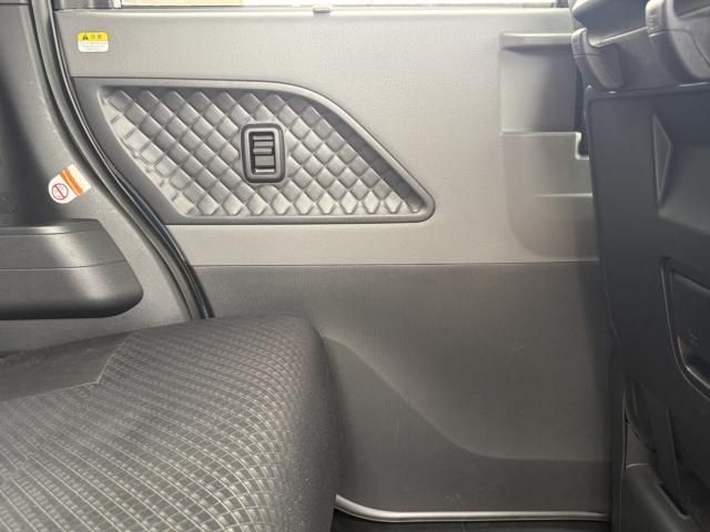 DAIHATSU TANTO CUSTOM 2020 Image 31