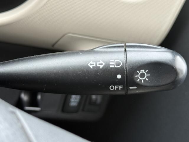 DAIHATSU MIRA COCOA 4WD 2013 Image 31