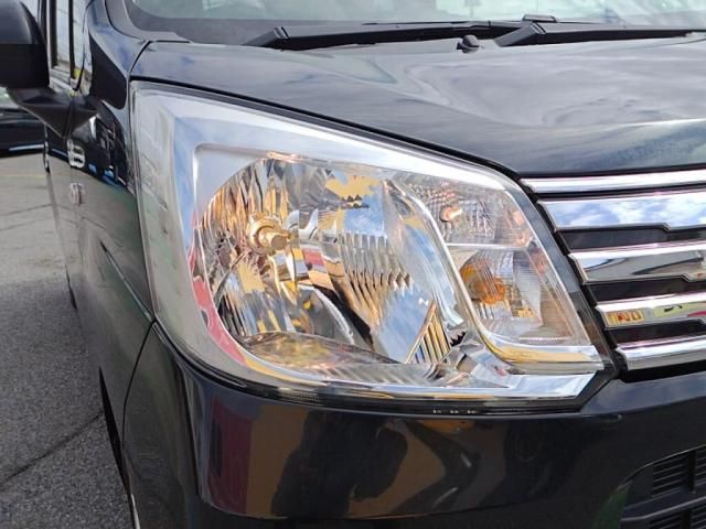 DAIHATSU MOVE 2017 Image 31