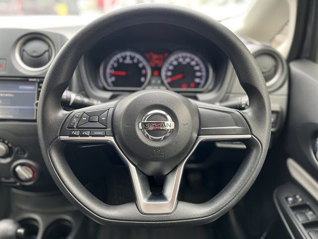 NISSAN NOTE 2019 Image 31