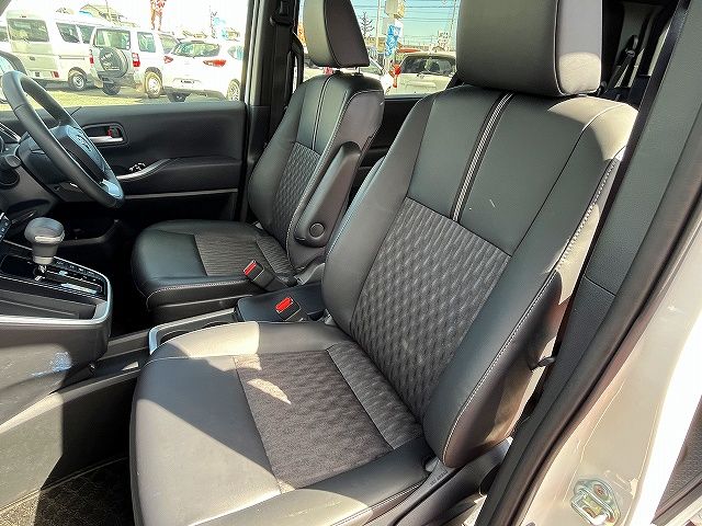 TOYOTA NOAH HYBRID 2024 Image 31