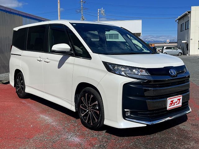 TOYOTA NOAH HYBRID 2024 Image 31