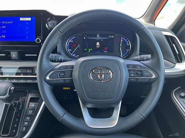 TOYOTA NOAH HYBRID 2024 Image 31