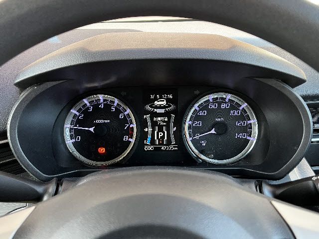 DAIHATSU MOVE CUSTOM 2015 Image 31