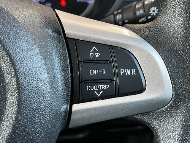 DAIHATSU MOVE CUSTOM 2015 Image 31