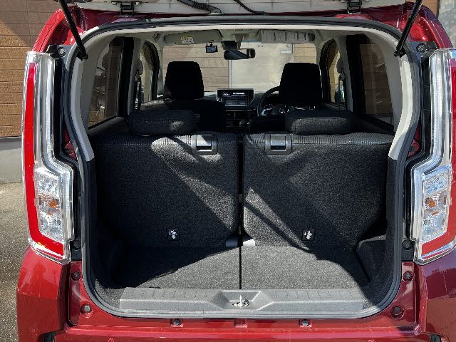 DAIHATSU MOVE CUSTOM 2015 Image 31