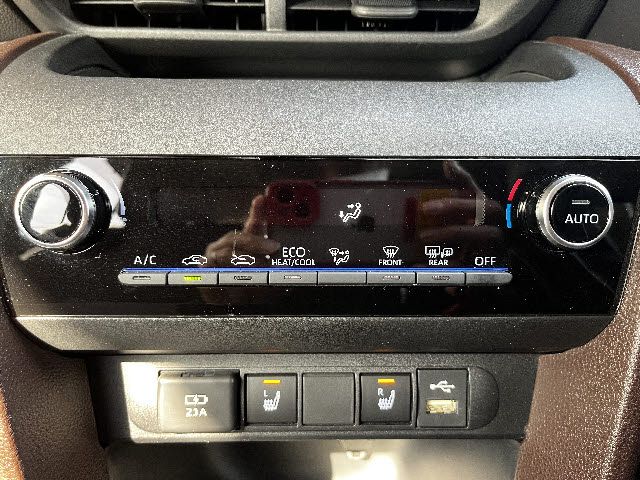 TOYOTA YARIS CROSS HYBRID 2022 Image 31