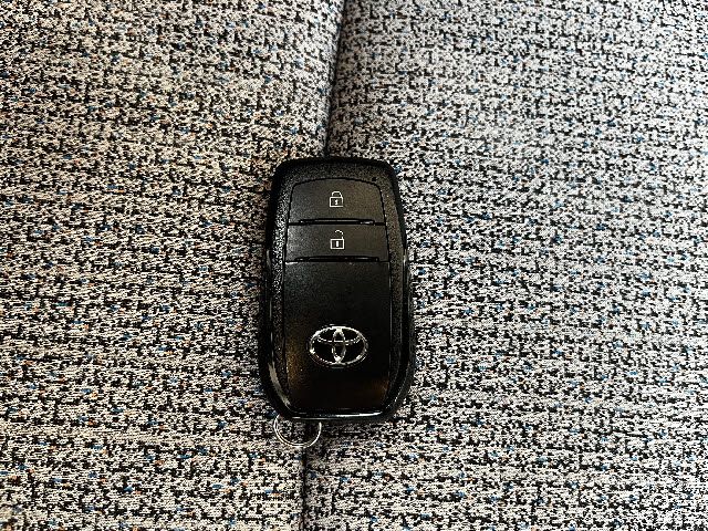 TOYOTA YARIS CROSS HYBRID 2022 Image 31