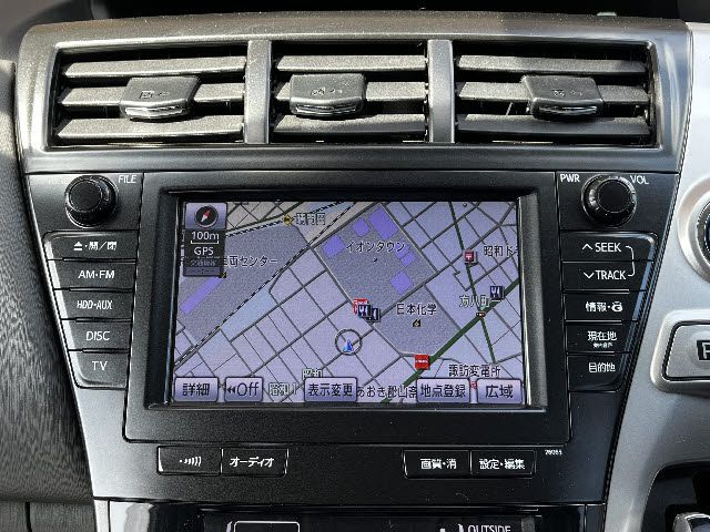 TOYOTA PRIUS ALPHA 2013 Image 31