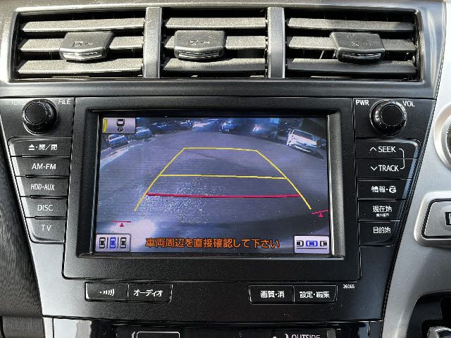 TOYOTA PRIUS ALPHA 2013 Image 31