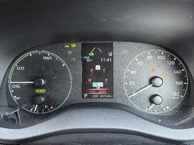 TOYOTA YARIS HYBRID 2020 Image 31