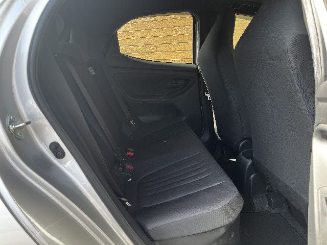 TOYOTA YARIS HYBRID 2020 Image 31