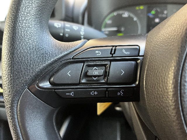 TOYOTA YARIS HYBRID 2020 Image 31