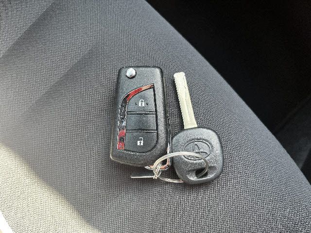 TOYOTA YARIS HYBRID 2020 Image 31