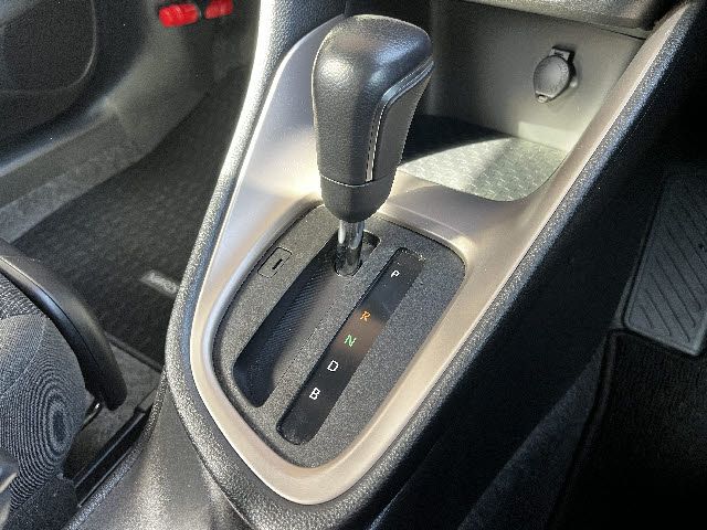 TOYOTA YARIS 2020 Image 31