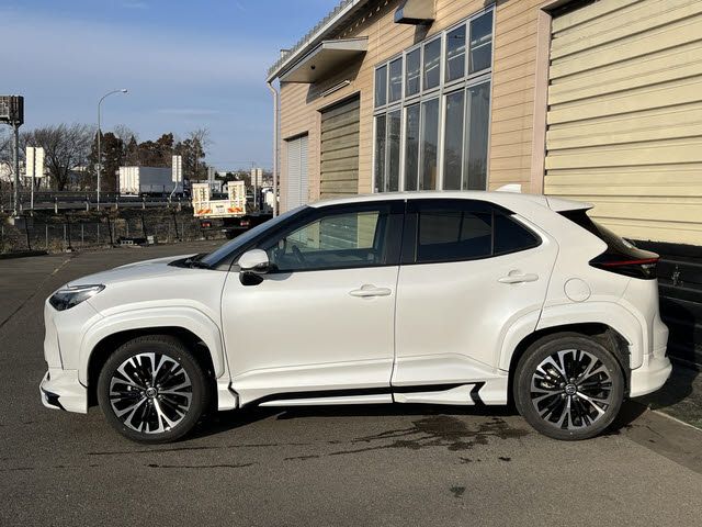 TOYOTA YARIS CROSS HYBRID 2024 Image 31